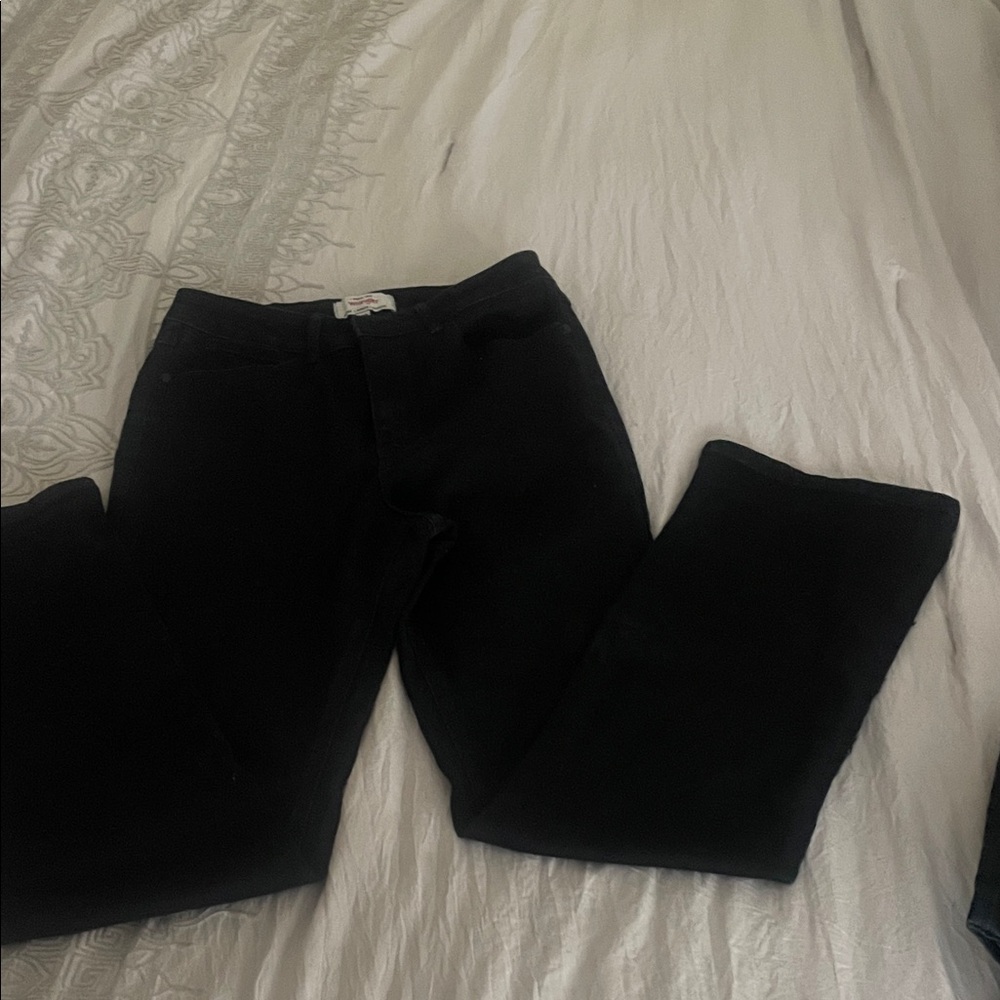 Wrangler Women's Black Straight Leg Jeans